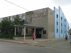 Le théâtre municipal de Bauta